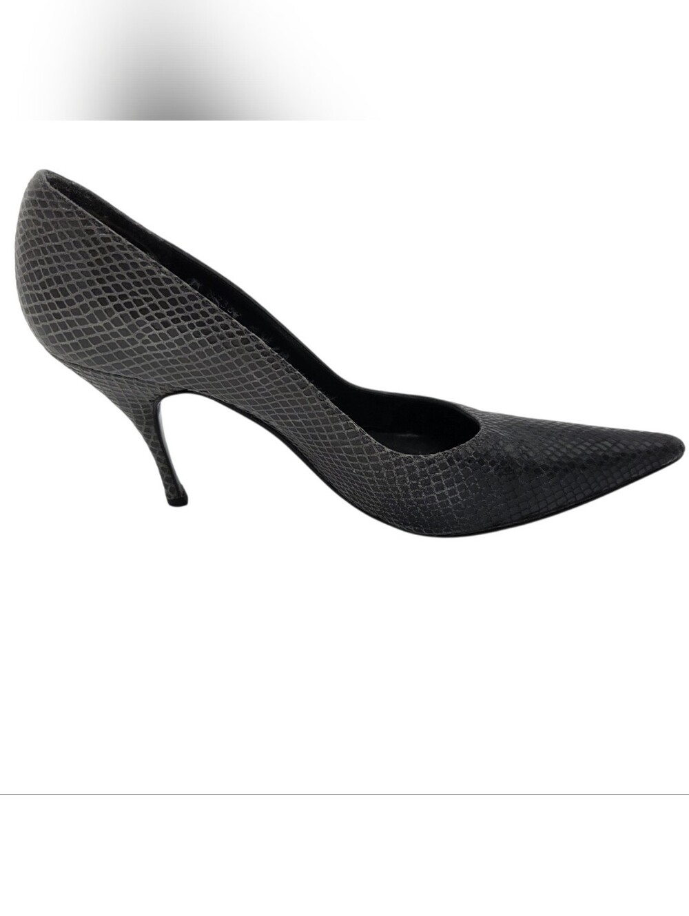 Stuart Weitzman Grey Snakeskin Pumps Pointed Toe Stiletto Heels Size 8.5